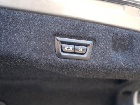 Used 2024 BMW 530i xDrive w/ Convenience Package image 53