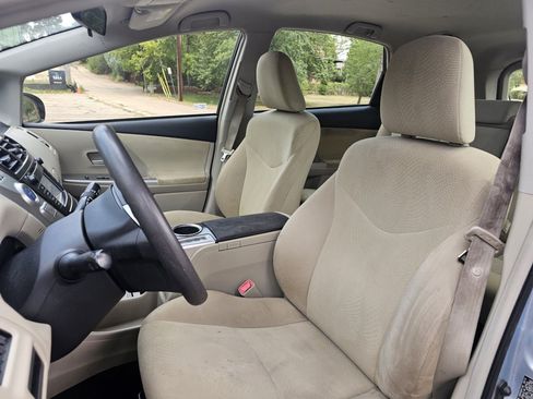 Used 2012 Toyota Prius V Two FWD image 11