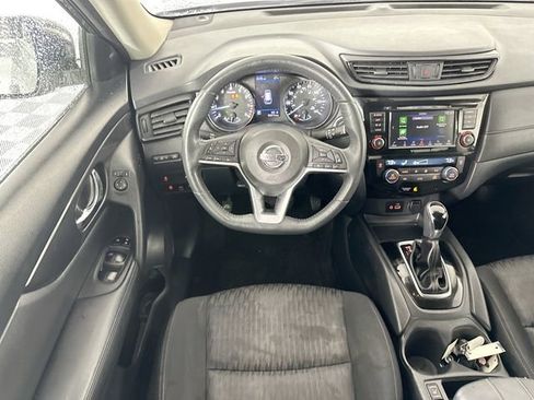 Used 2018 Nissan Rogue SV w/ Premium Package AWD/4WD image 21
