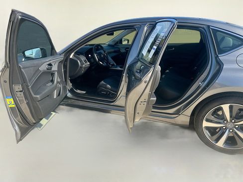 Used 2025 Acura TLX w/ Technology Package FWD image 25