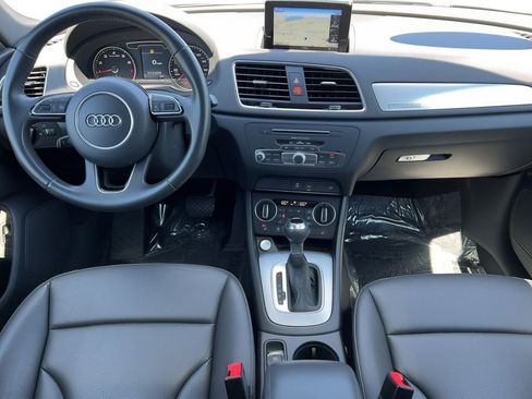 Used 2018 Audi Q3 2.0T Premium Plus w/ Premium Plus Package AWD/4WD image 5