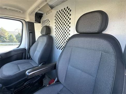 Used 2023 RAM ProMaster 2500 image 14