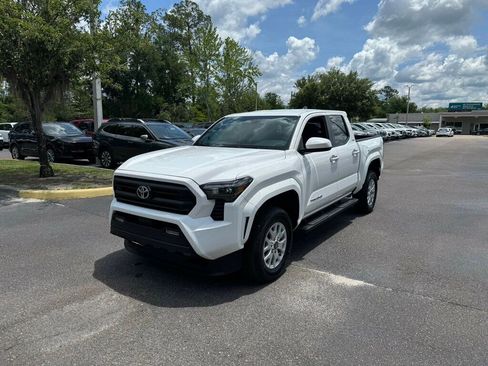 Used 2026 Toyota Tacoma SR5 RWD image 1