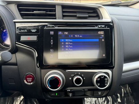 Used 2015 Honda Fit EX image 17