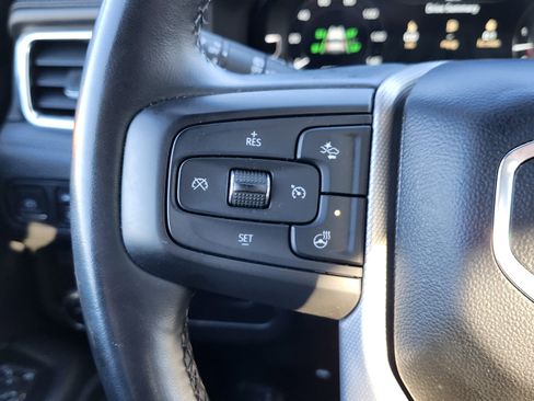 Used 2023 GMC Yukon XL Denali image 36