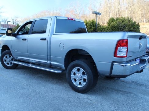 Used 2024 RAM 2500 Big Horn w/ Bed Utility Group image 6