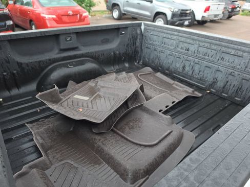 Used 2018 GMC Sierra 1500 SLT w/ SLT Premium Package AWD/4WD image 22
