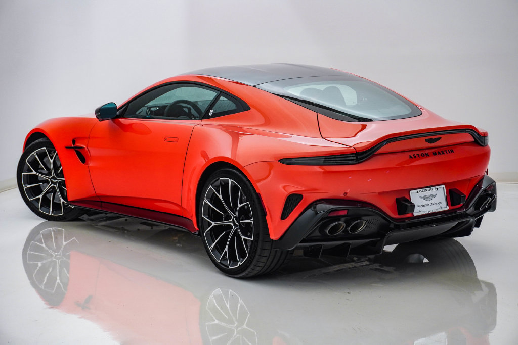 Used 2026 Aston Martin V8 Vantage Roadster RWD image 10