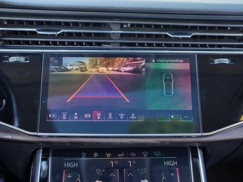 Used 2019 Audi Q8 Prestige w/ Adaptive Chassis Package image 30