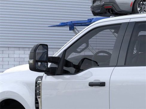 New 2026 Ford F250 XL w/ XL Chrome Package image 20
