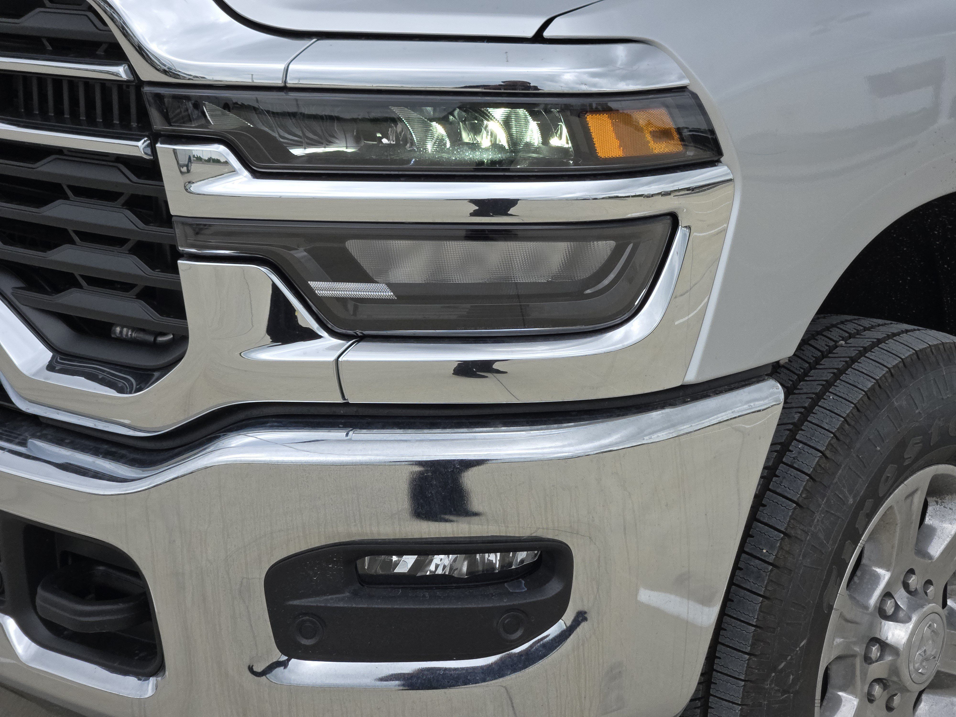New 2026 RAM 2500 Lone Star AWD/4WD image 7