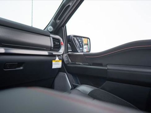 Used 2025 Ford F150 Raptor image 38