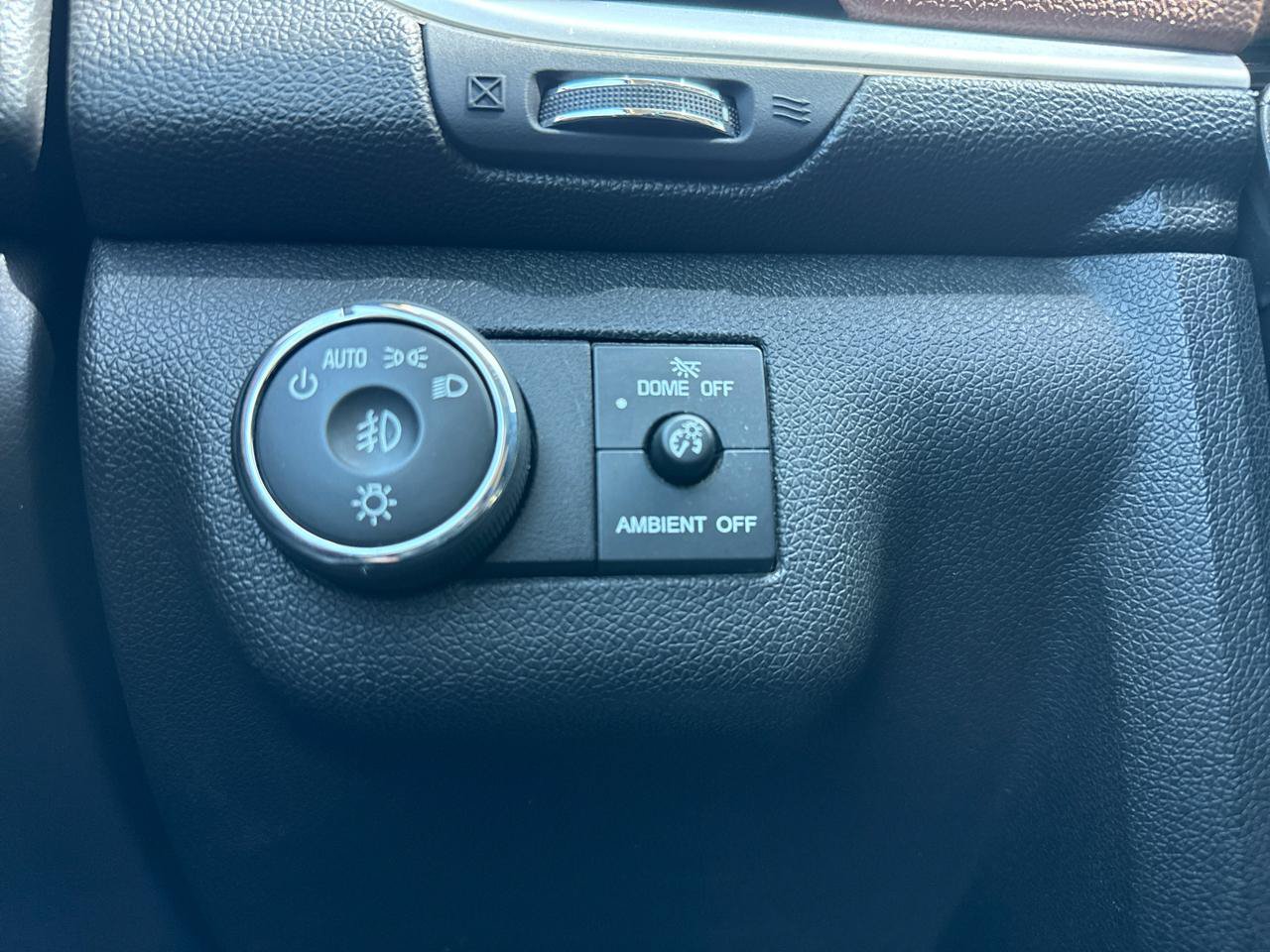 Used 2015 Chevrolet Traverse LT w/ Style and Technology Package FWD image 46