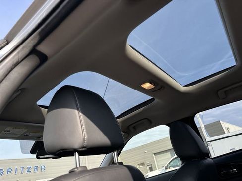 Used 2022 Mitsubishi Eclipse Cross SE image 18