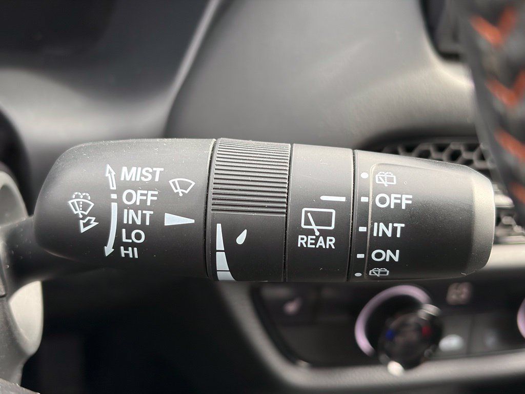 Used 2024 Honda HR-V Sport image 23