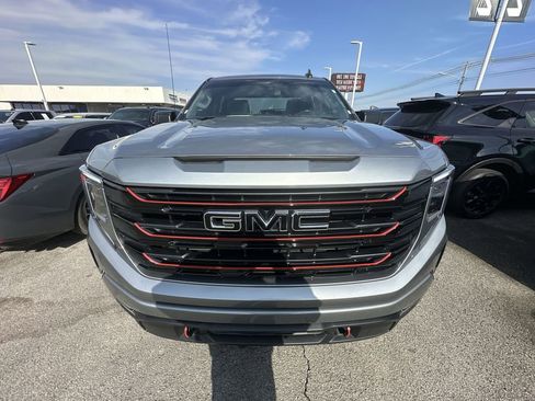 Used 2023 GMC Sierra 1500 Elevation image 25