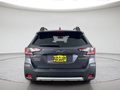 Used 2025 Subaru Outback Limited AWD/4WD image 6