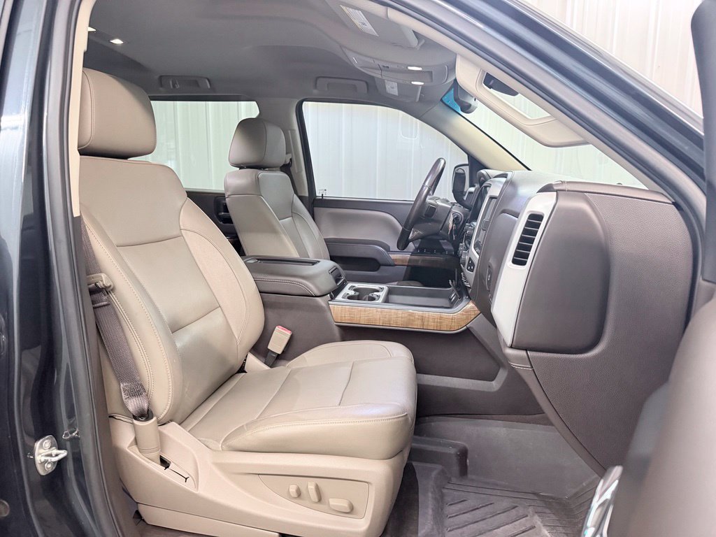 Used 2018 GMC Sierra 1500 SLT AWD/4WD image 41