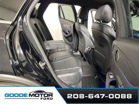 Used 2022 Mercedes-Benz GLC 300 4MATIC image 22