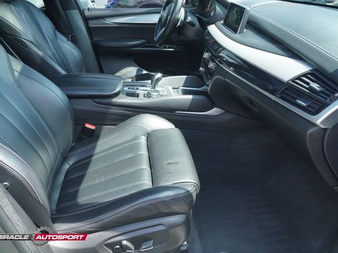 Used 2016 BMW X5 M image 31