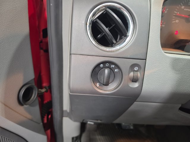 Used 2006 Ford F150 XLT AWD/4WD image 13