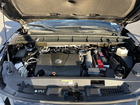 Used 2021 Toyota Highlander XSE image 13