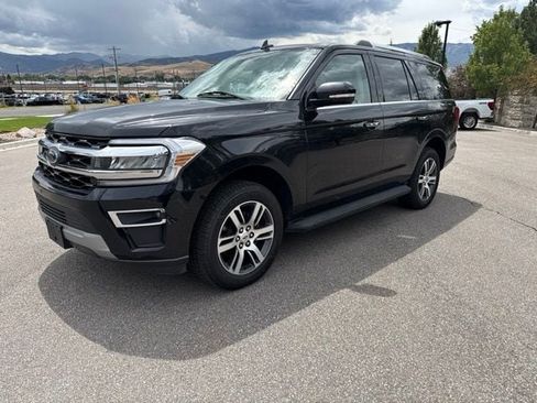 Used 2024 Ford Expedition Limited AWD/4WD image 1