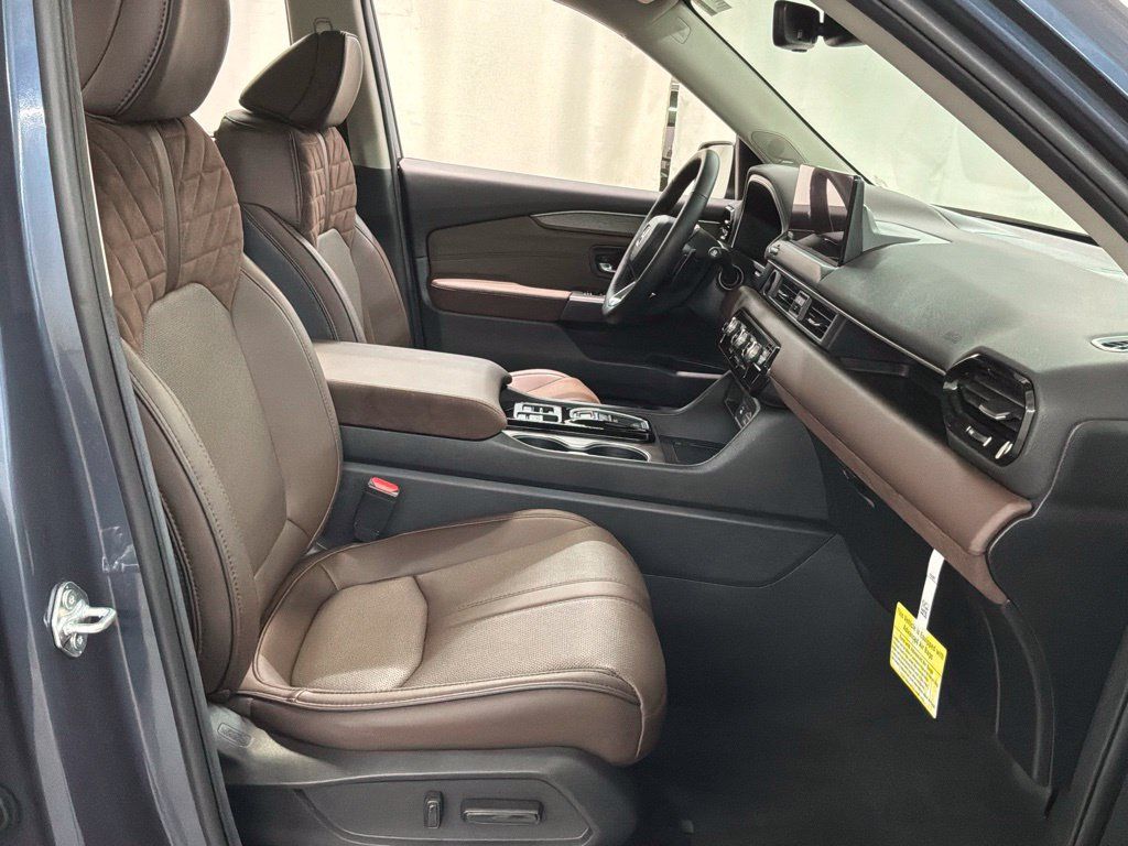 Certified 2026 Honda Pilot Elite image 32