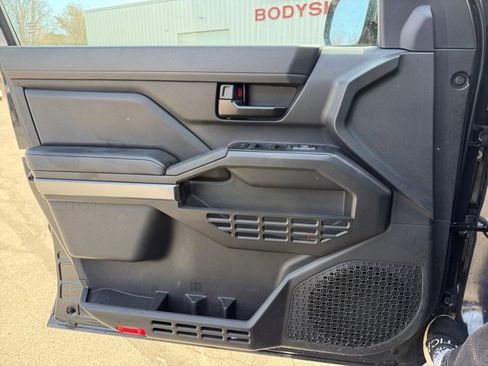 Used 2025 Toyota Tacoma SR5 image 27