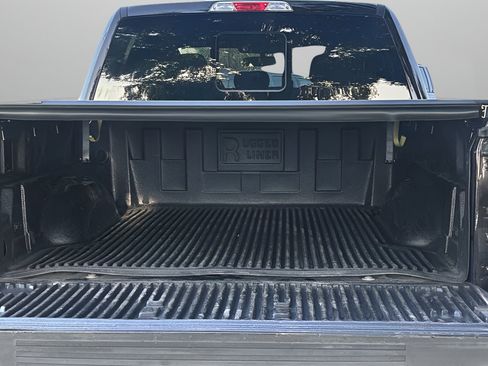 Used 2019 Ford F150 XLT w/ Equipment Group 302A Luxury image 8