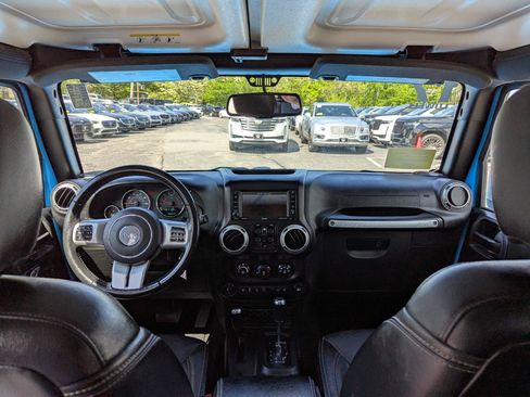 Used 2017 Jeep Wrangler Unlimited Sahara w/ Quick Order Package 24E Chief AWD/4WD image 40