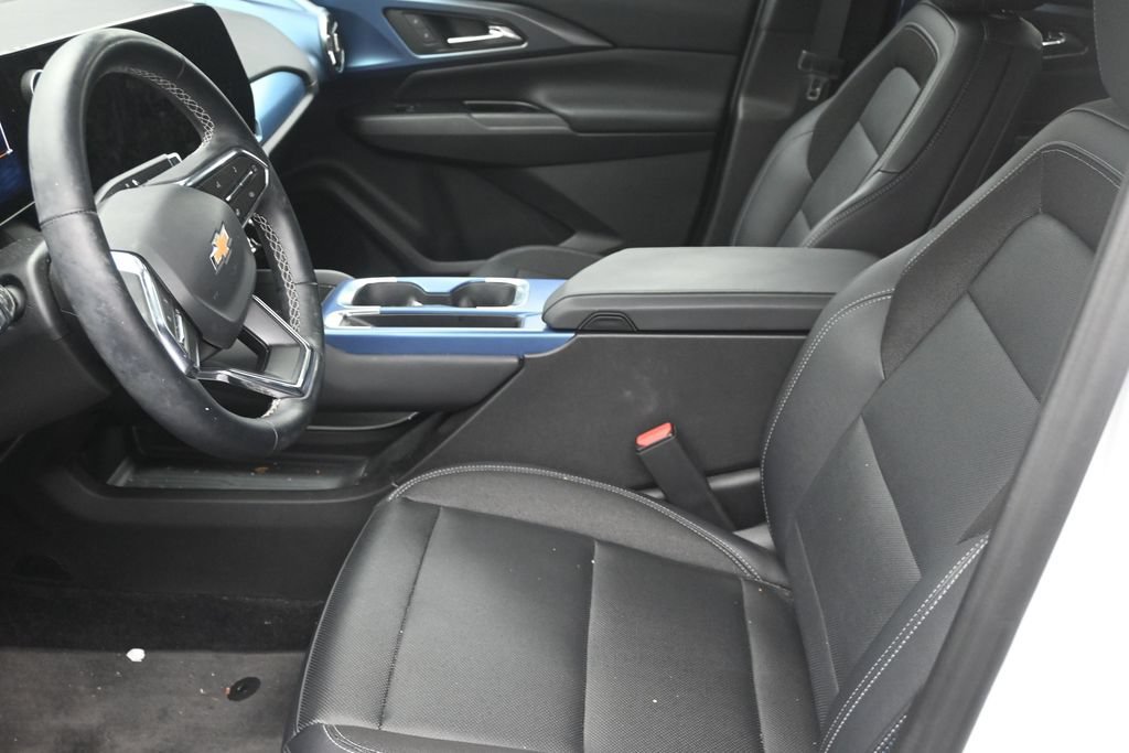 Used 2025 Chevrolet Equinox EV LT w/ Convenience Package FWD image 10