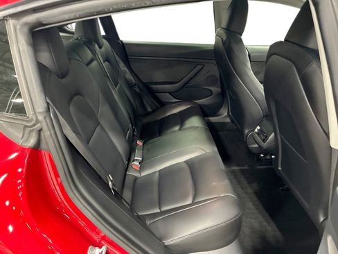 Certified 2023 Tesla Model 3 Standard Range RWD image 11