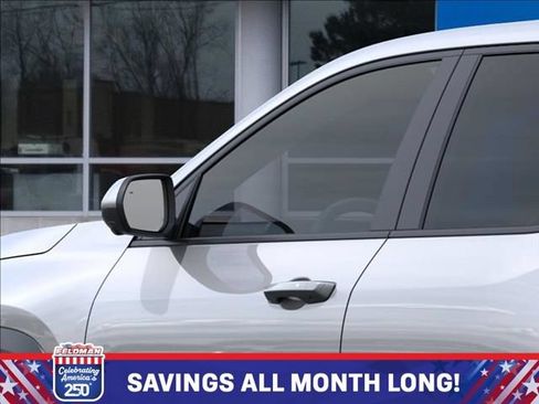 New 2026 Chevrolet Equinox LT w/ Safety and Technology Package FWD image 12