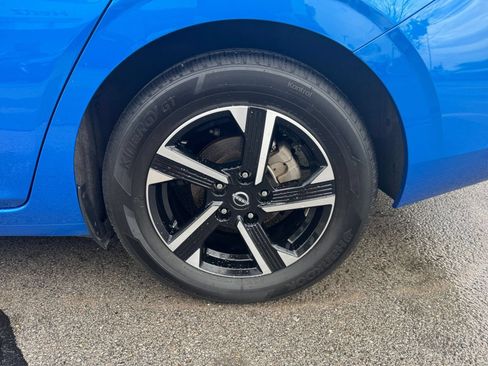 Used 2025 Nissan Sentra SV FWD image 24