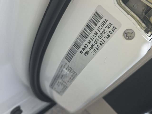 Used 2022 Chrysler Pacifica Touring-L FWD image 36