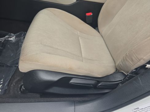 Used 2023 Honda Accord LX image 27