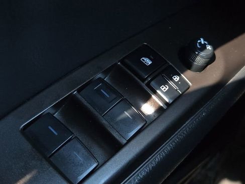 Certified 2023 Toyota Camry SE FWD image 26