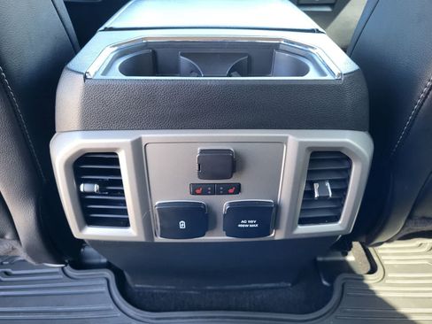 Used 2019 Ford F150 Lariat w/ Equipment Group 502A Luxury AWD/4WD image 29