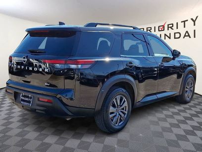 Used 2024 Nissan Pathfinder SV