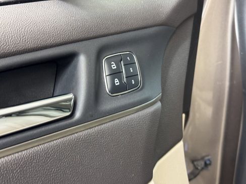 Used 2018 Lincoln MKC Select w/ Select Plus Package image 9