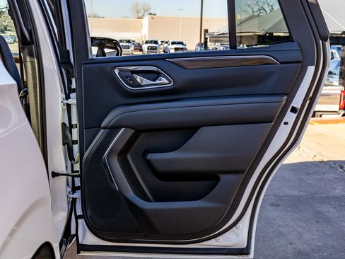 Used 2023 GMC Yukon SLE w/ Max Trailering Package AWD/4WD image 37