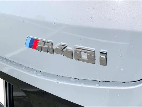 Certified 2024 BMW X4 M40i w/ Premium Package image 10