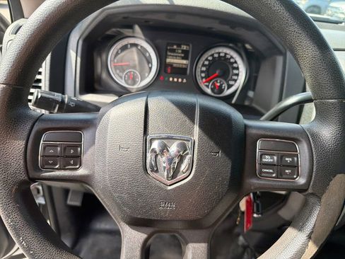 Used 2014 RAM 1500 Tradesman RWD image 21