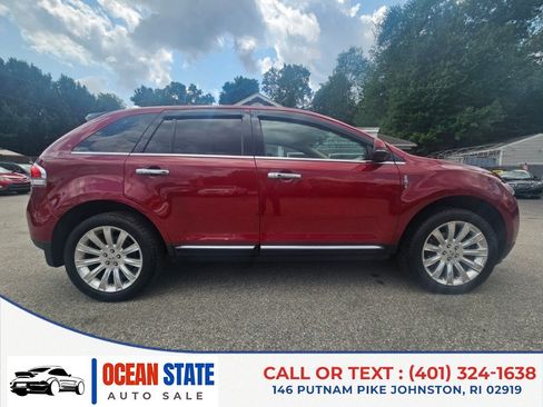 Used 2014 Lincoln MKX AWD w/ Equipment Group 102A image 6
