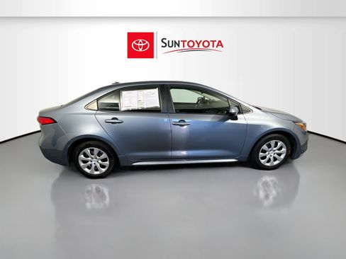 Used 2023 Toyota Corolla LE image 2