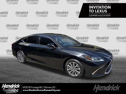 Used 2022 Lexus ES 350 w/ Accessory Package 2