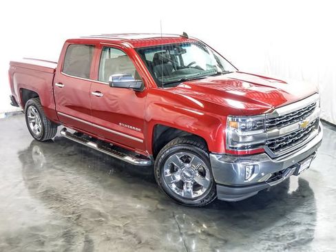 Used 2018 Chevrolet Silverado 1500 LTZ w/ Sport Package AWD/4WD image 6