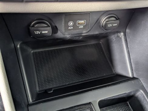Used 2021 Hyundai Tucson Value FWD image 23