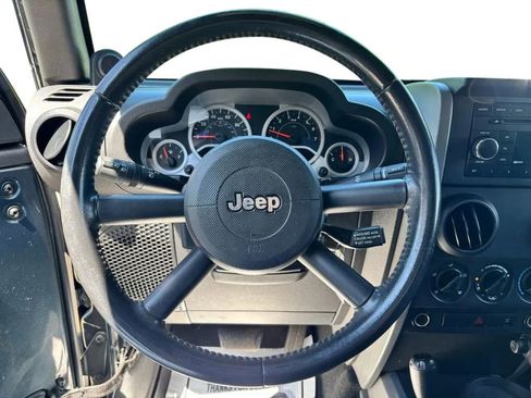 Used 2007 Jeep Wrangler Sahara w/ Trailer Tow Group AWD/4WD image 11